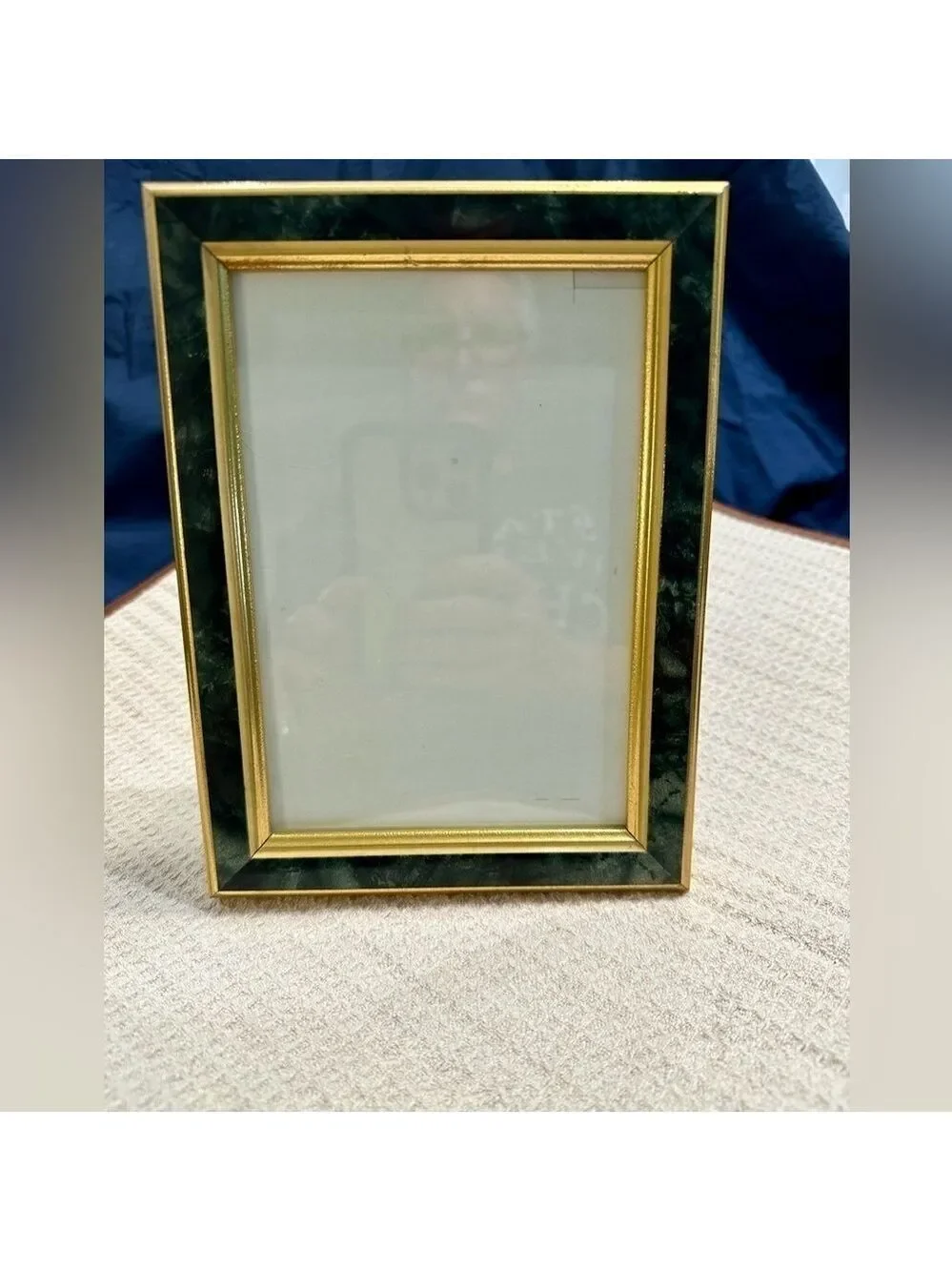 Green and Gold 6x8 Photo Frame with 5x7 photo opening wall hanging or tabletop